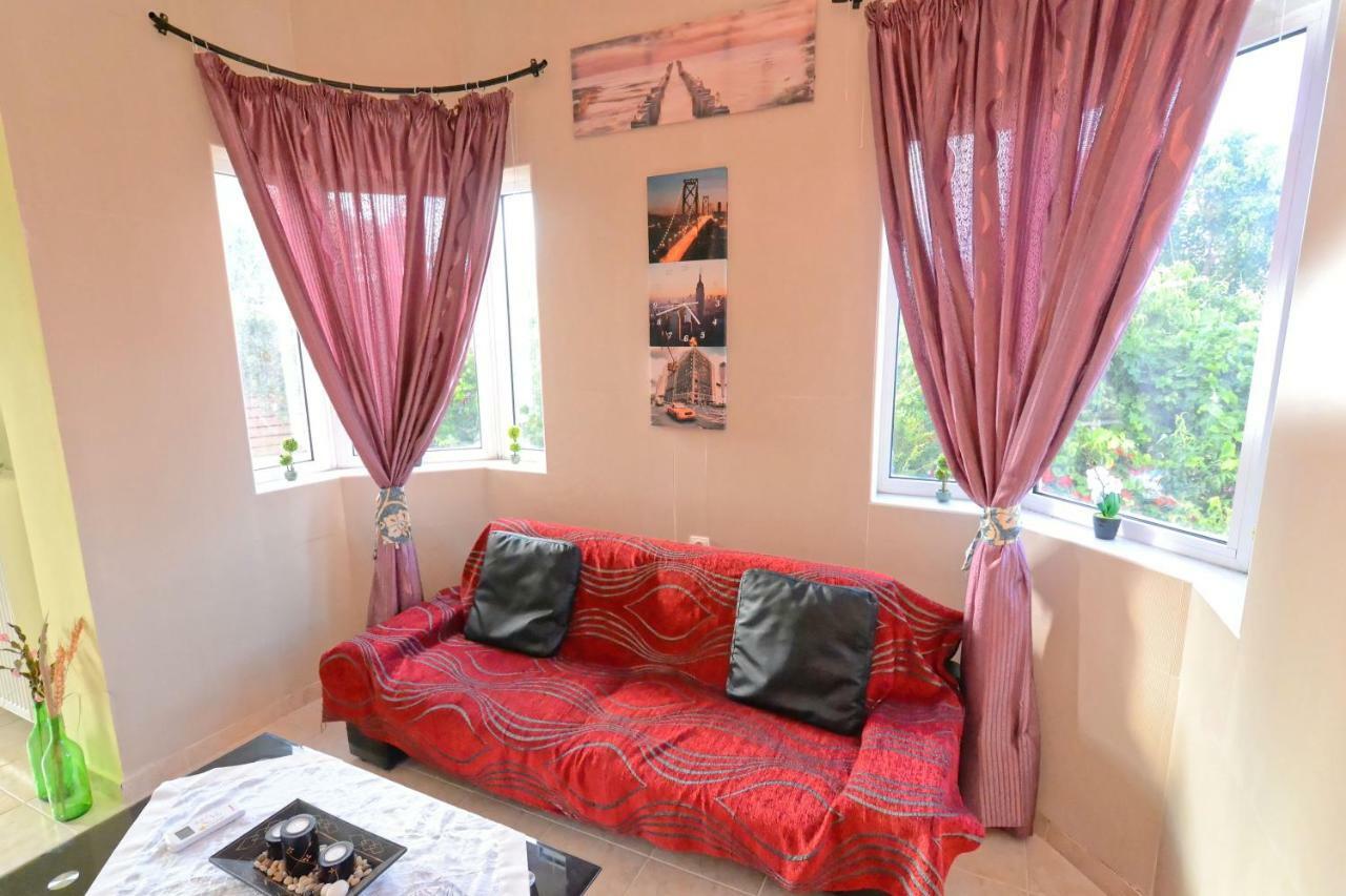 בית הארחה Kissamos Luxurious House מראה חיצוני תמונה